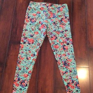 Adorable LuLaRoe Floral Leggings